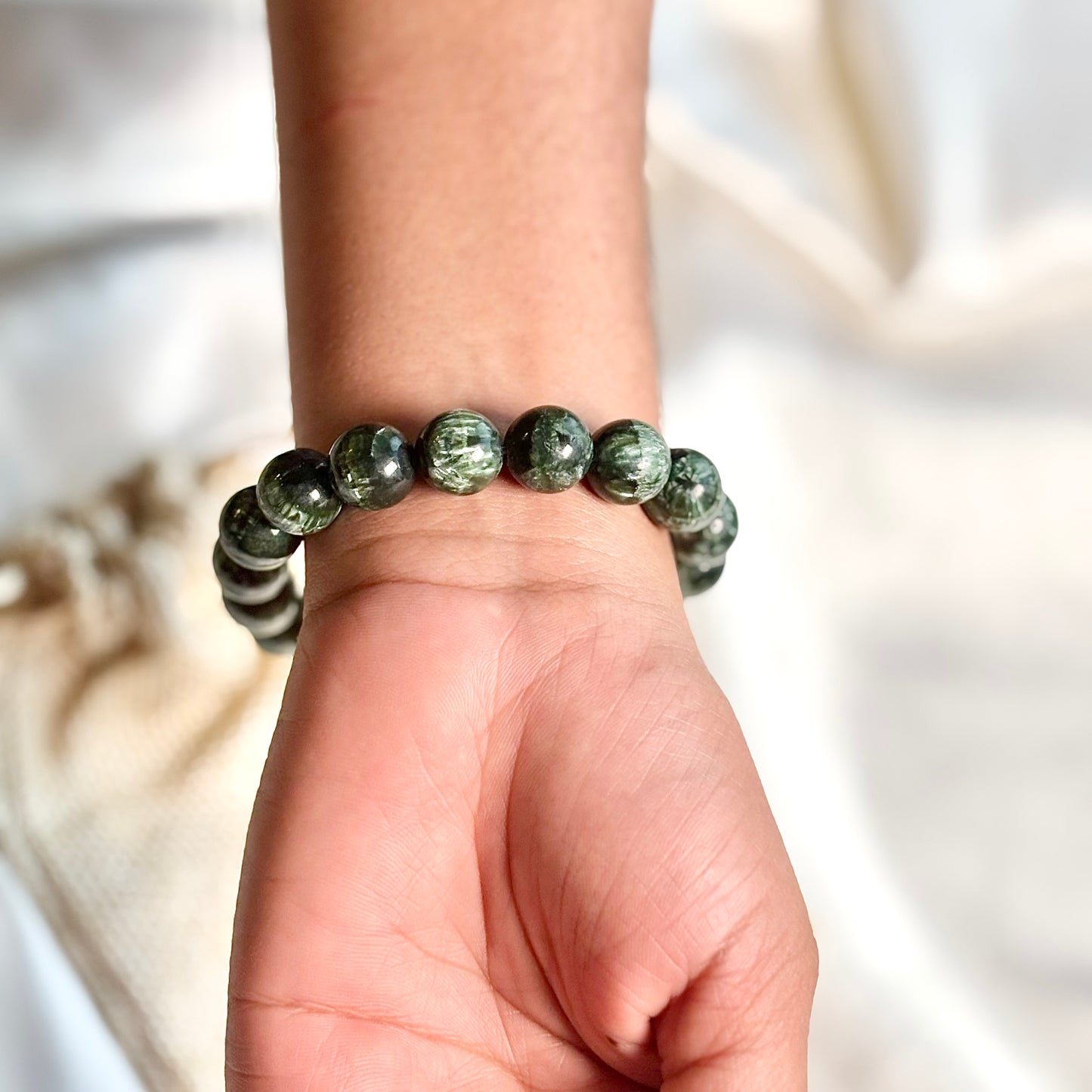 Seraphinite Round Bead Bracelet – 12mm