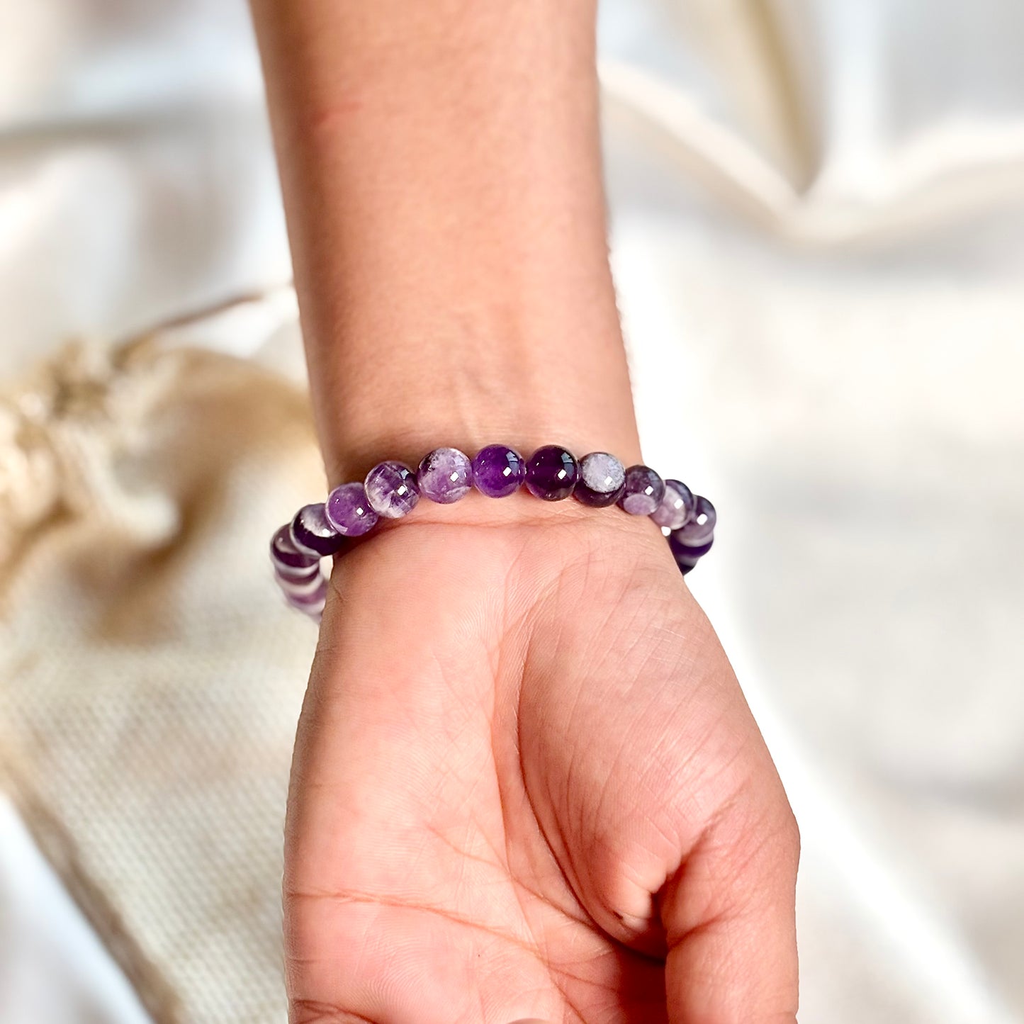 Dream Amethyst Round Bead Bracelet – 8mm