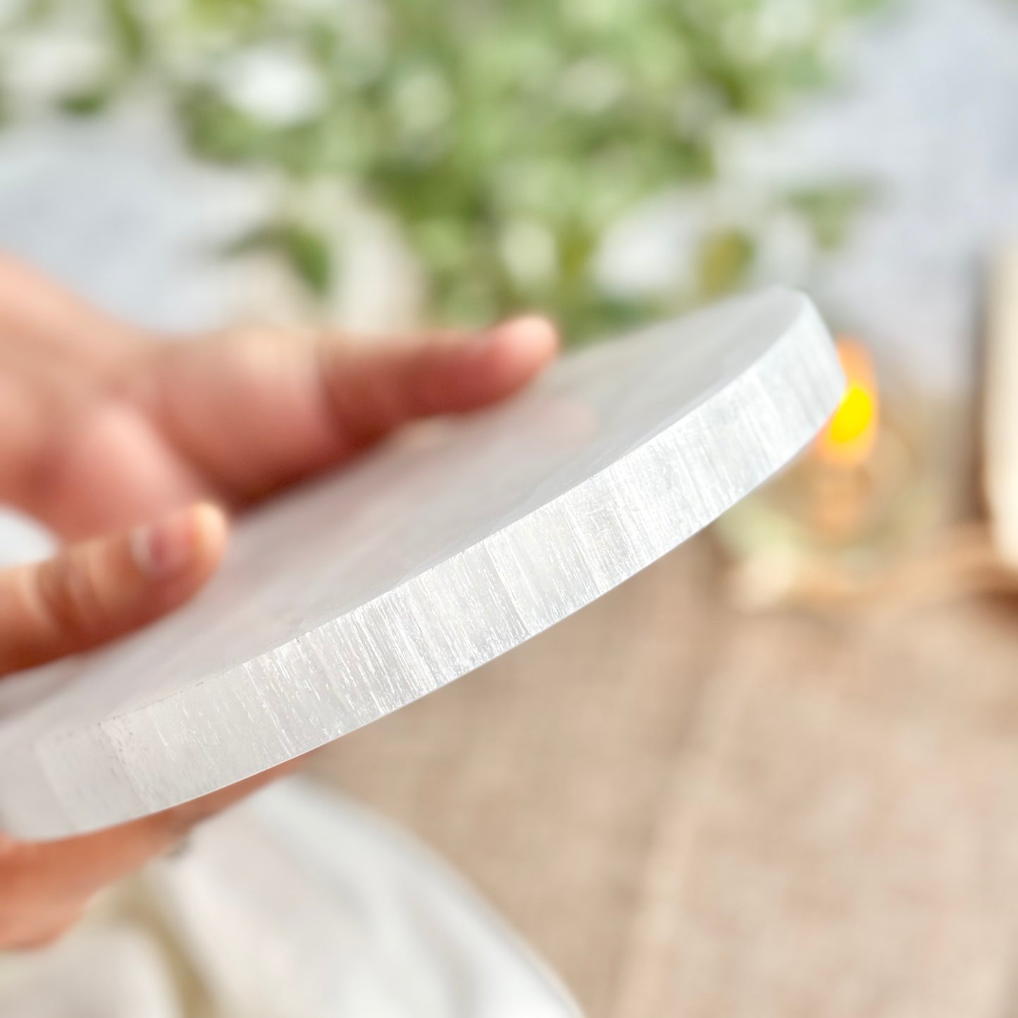 Big Selenite/Satin Spar Round Plate