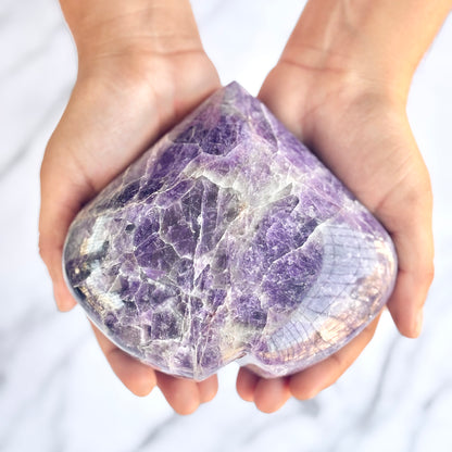 Amethyst XXL Heart Carving