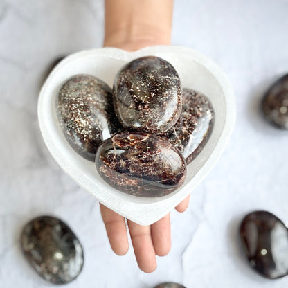Garnet Palm Stone
