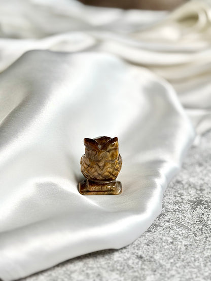 Tiger's Eye Owl Carving
