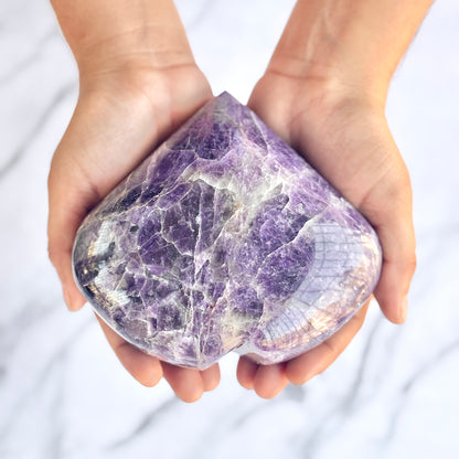 Amethyst XXL Heart Carving
