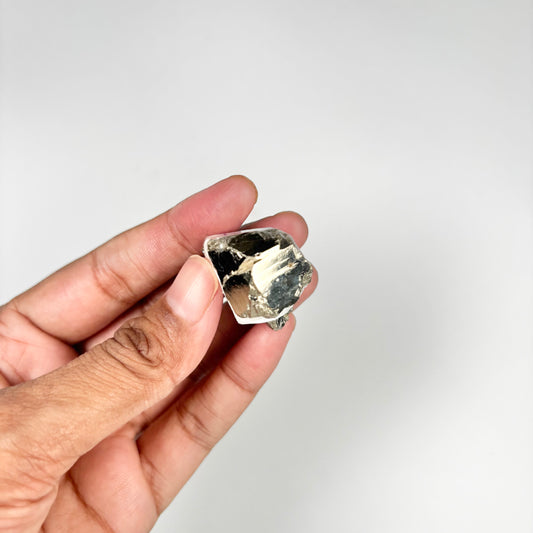 Raw Pyrite Cluster – 29g Metallic Gold Crystal for Luxury Décor