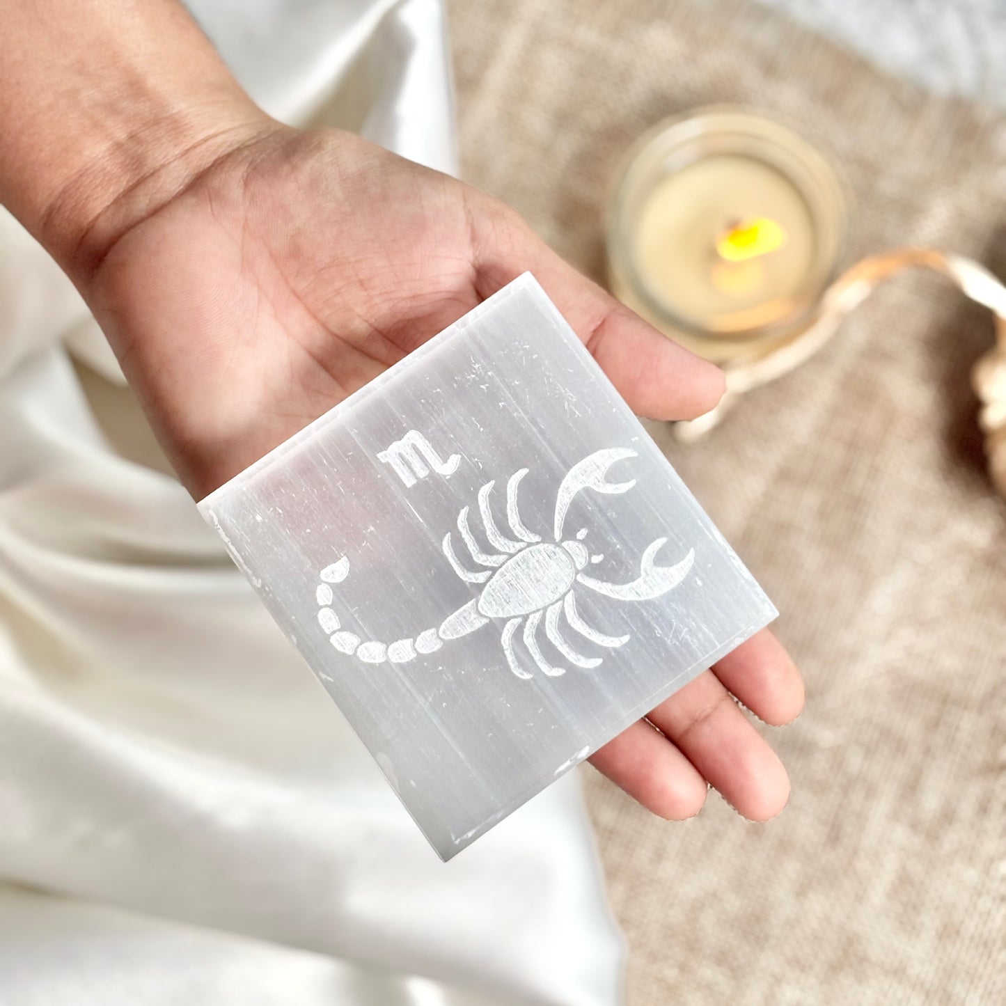 Scorpio Zodiac Selenite/Satin Spare Plate for Recharging Crystals