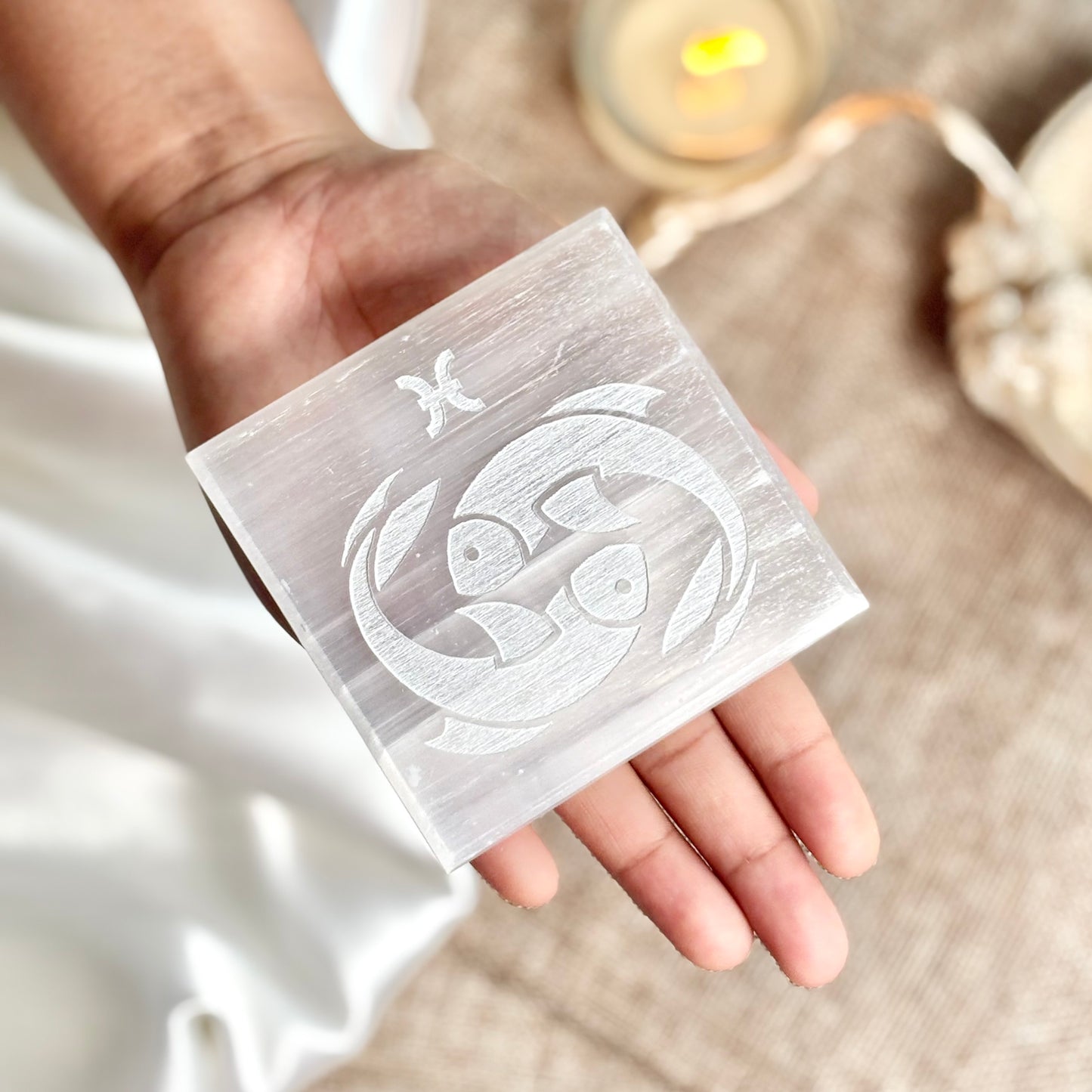 Pisces Zodiac Selenite/Satin Spare Plate for Recharging Crystals