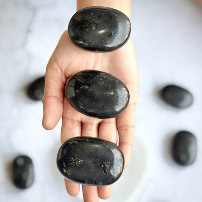 Black Onyx Palm Stone