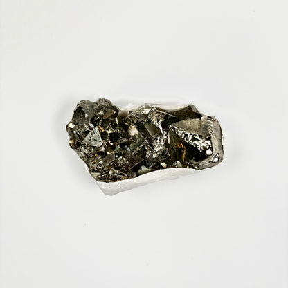 Raw Pyrite Cluster – 250g Metallic Gold Crystal for Luxury Décor