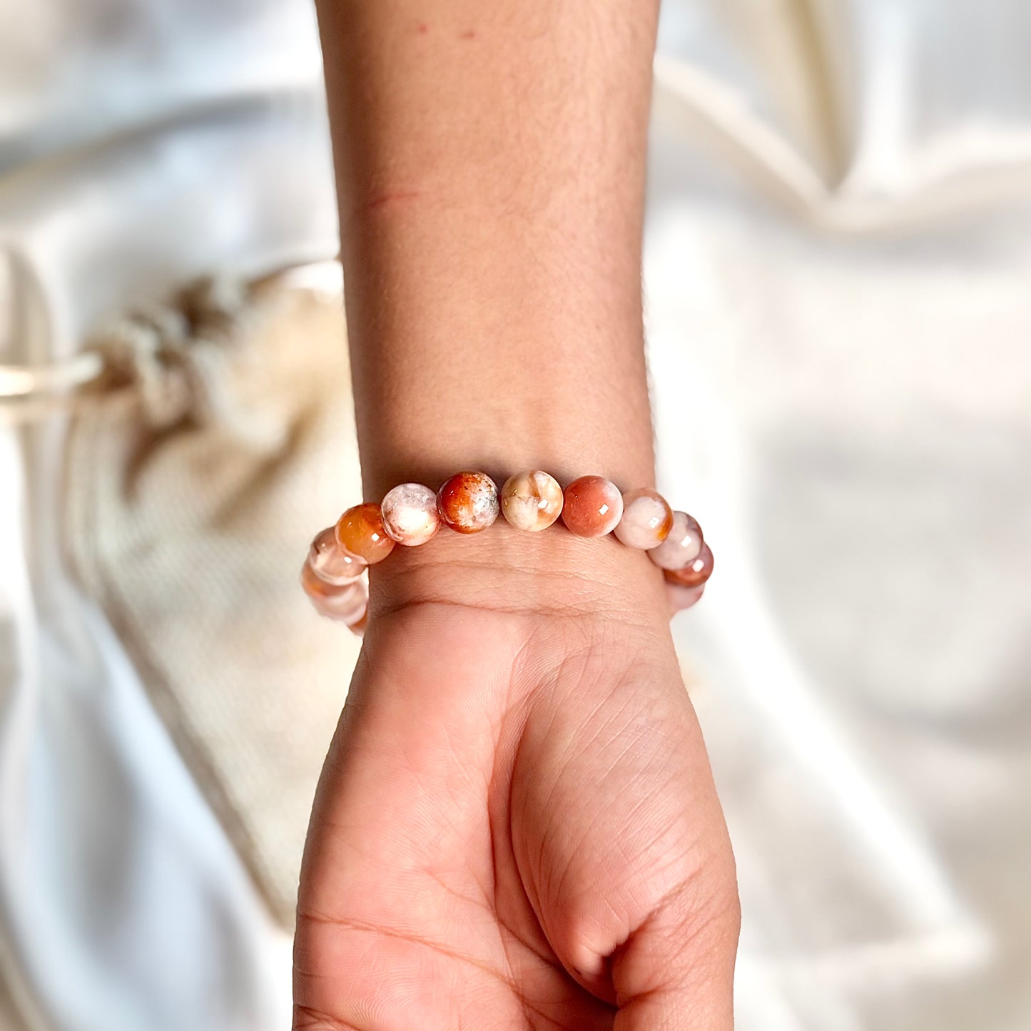 Flower carnelian Round Bead Bracelet - 10mm