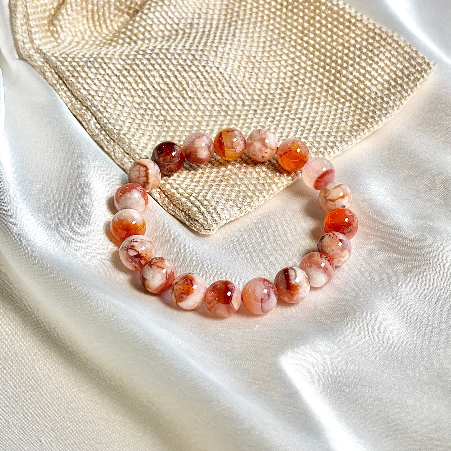 Flower carnelian Round Bead Bracelet - 10mm