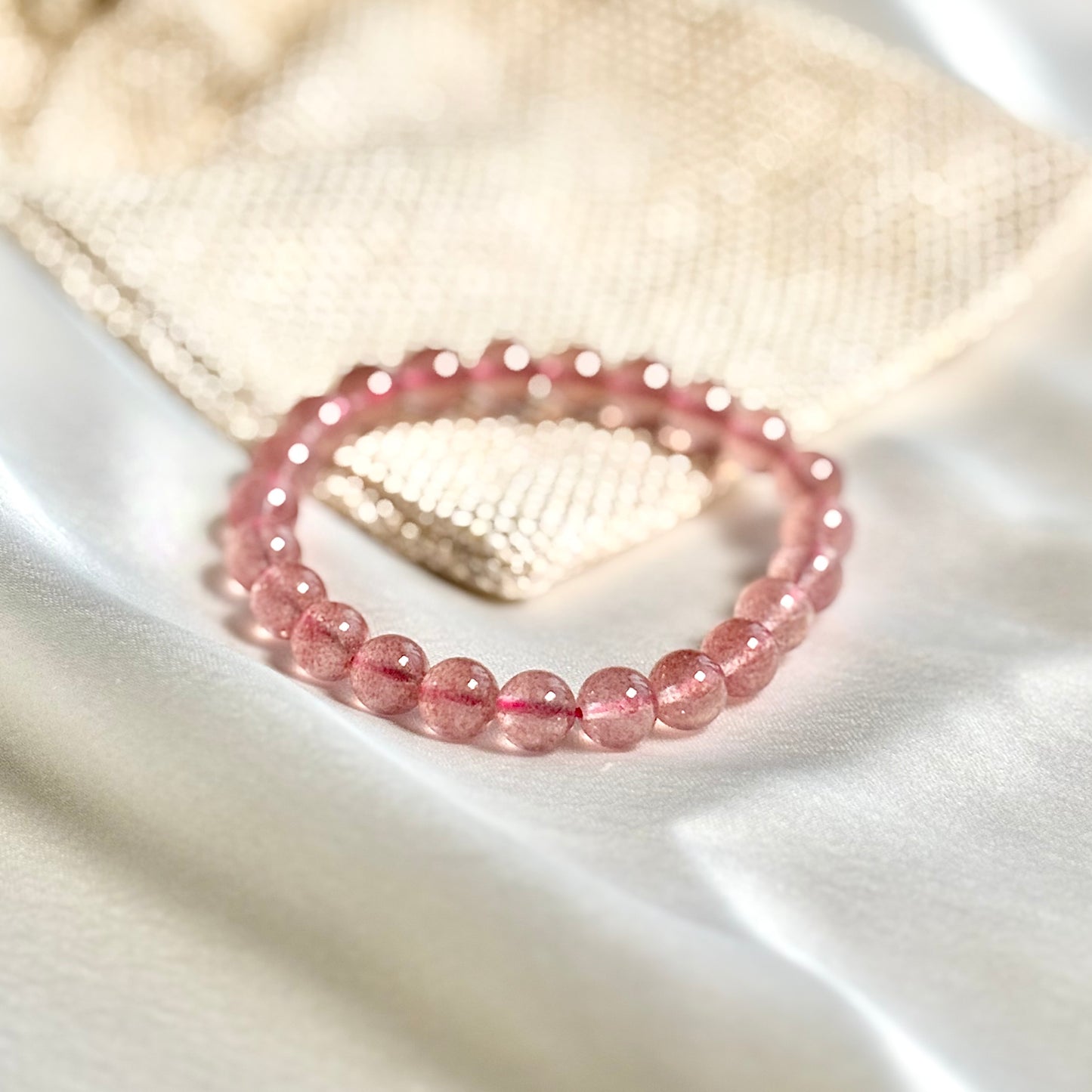Superior Quality Strawberry Quartz Round Bead Bracelet - 8mm